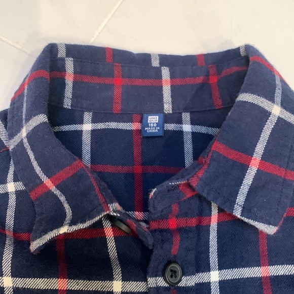BOGO Uniqlo kids button down shirt Youth 10-11 - Picture 2 of 4